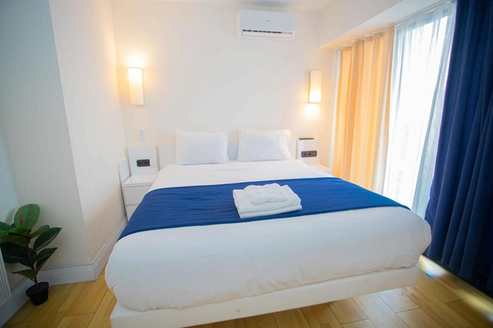 Lux Apart Hotel 555 Batumi Zimmer foto